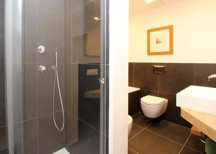 Chesa Brattas 29 Apartman *